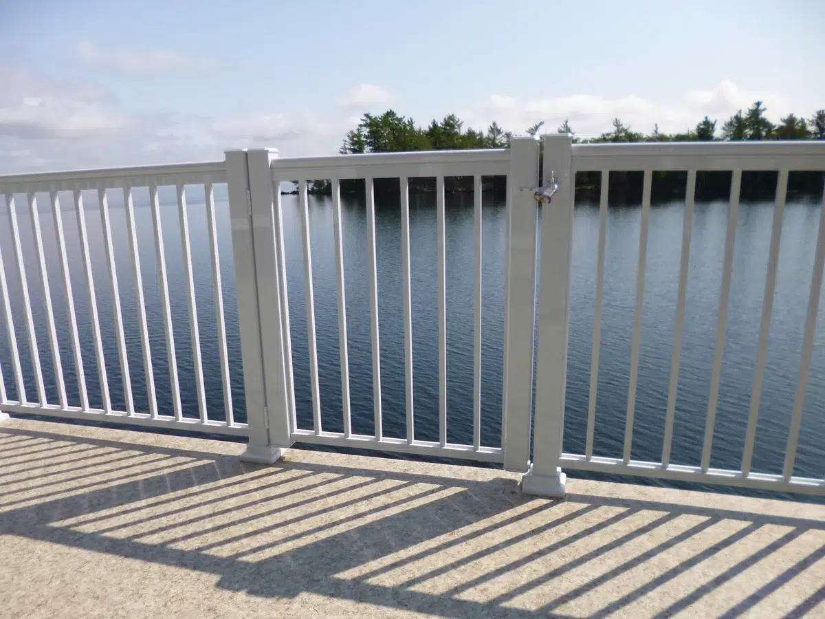 ALUMINUM PICKET RAILING sunspace Nipissing
