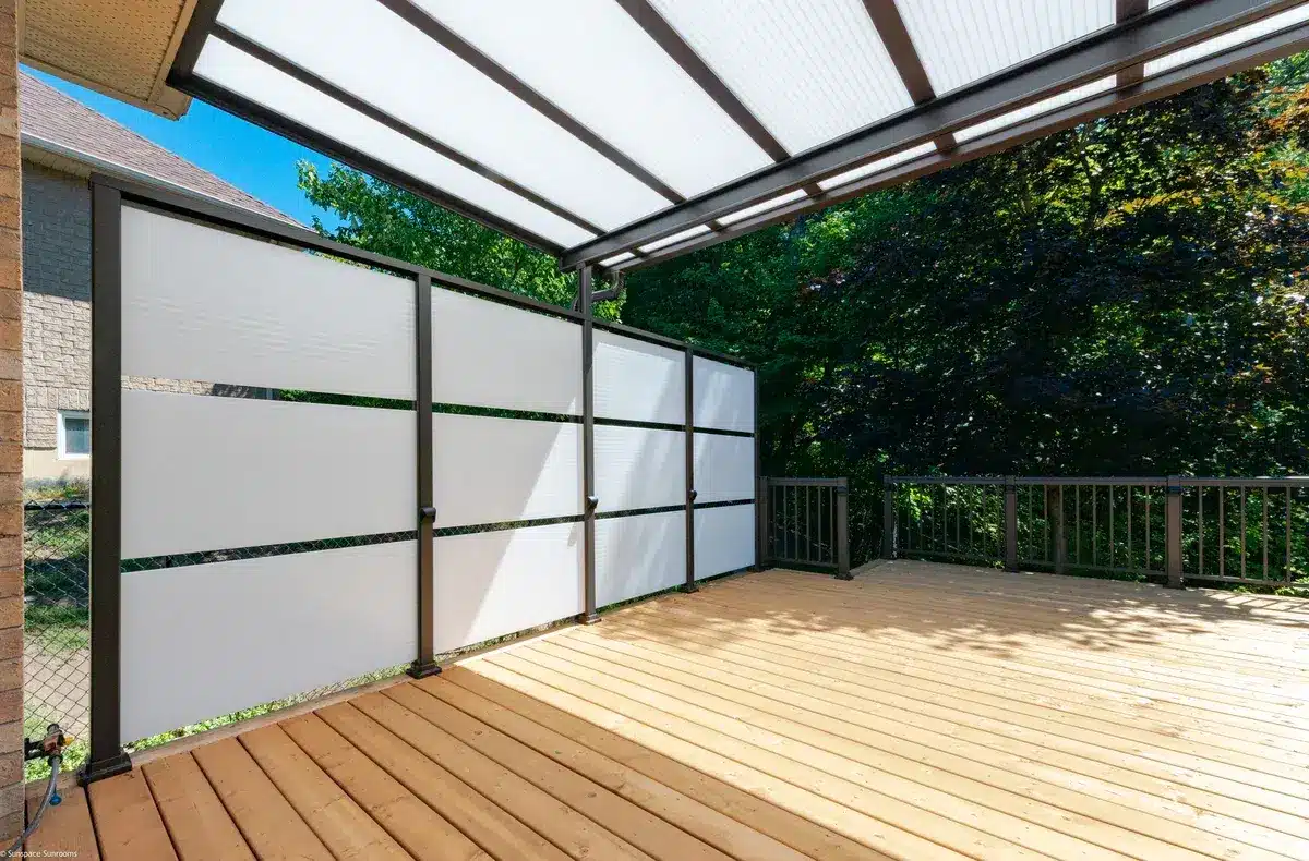 PRIVACY WALL sunspace Nipissing