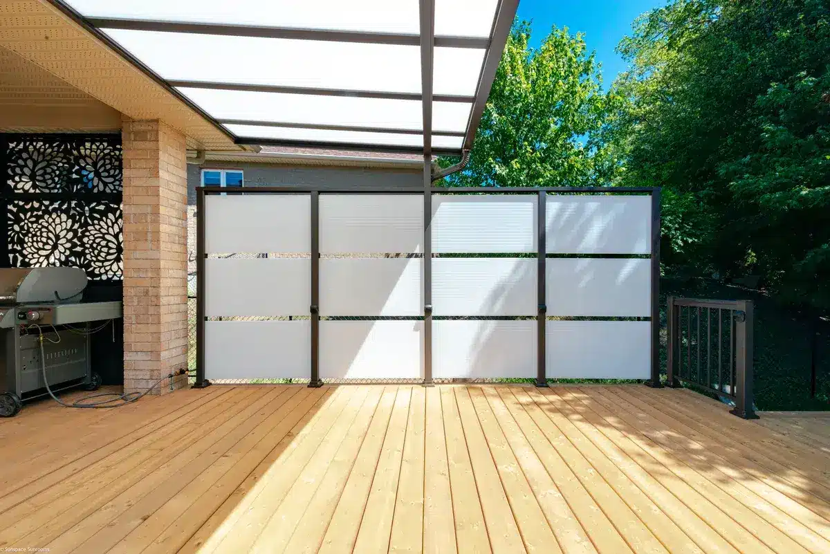 PRIVACY WALL sunspace Nipissing