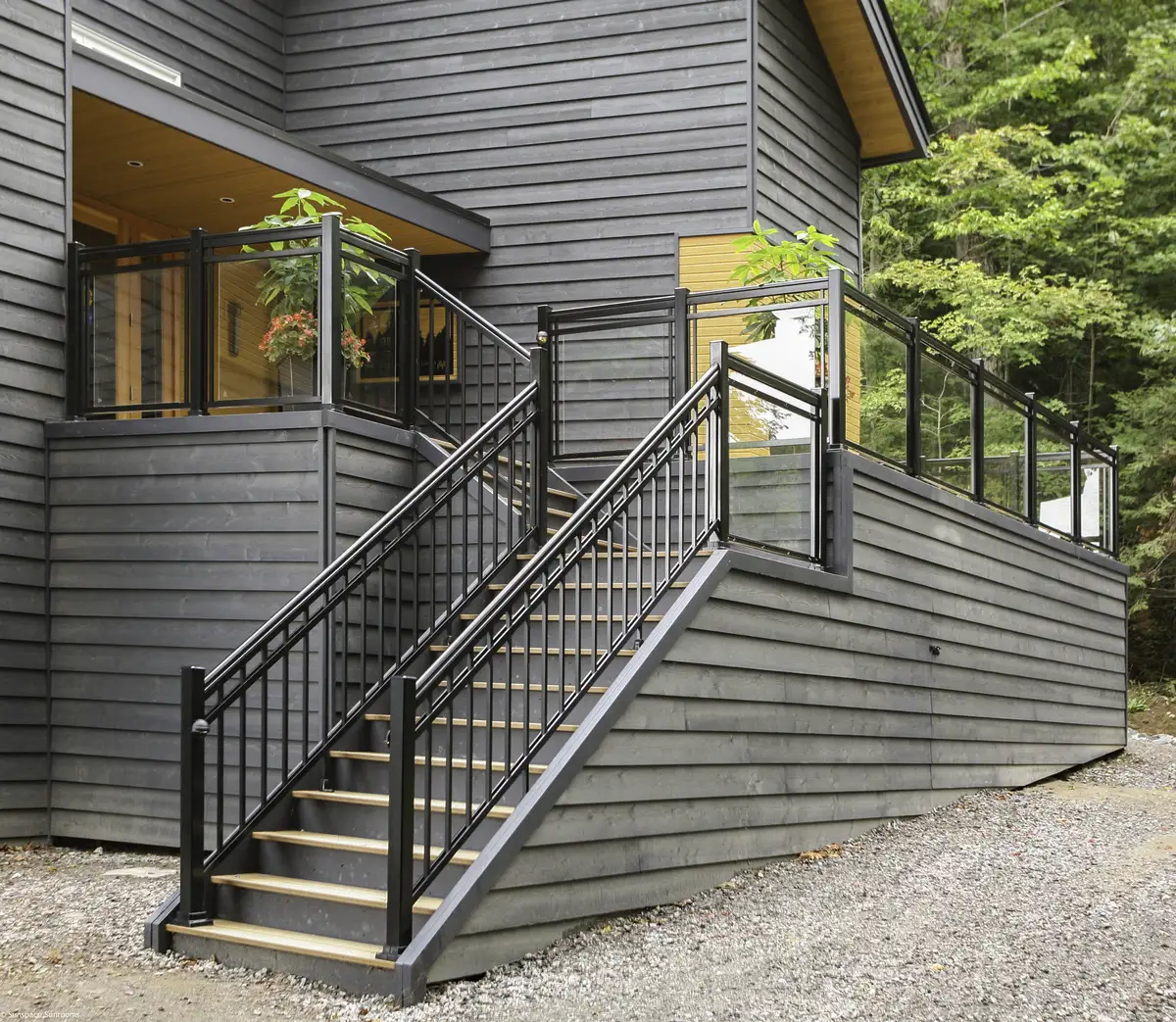 ALUMINUM RAILING WITH GLASS sunspace Nipissing