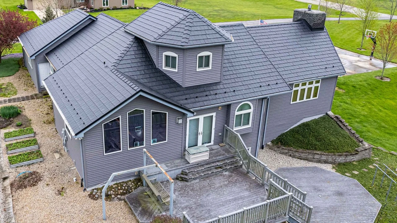 Couvertures de metal - Nipissing Siding & Windows LTD