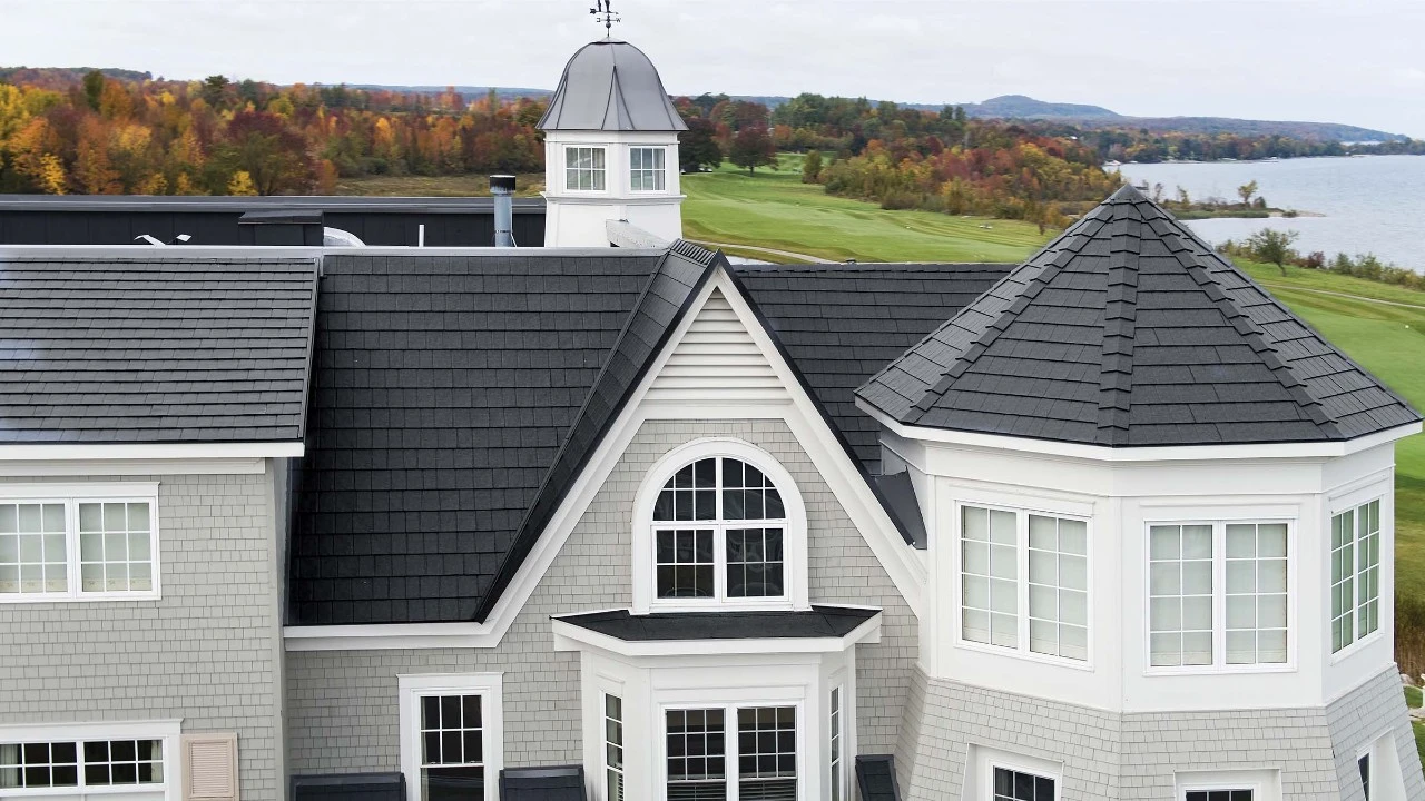 Couvertures de metal - Nipissing Siding & Windows LTD